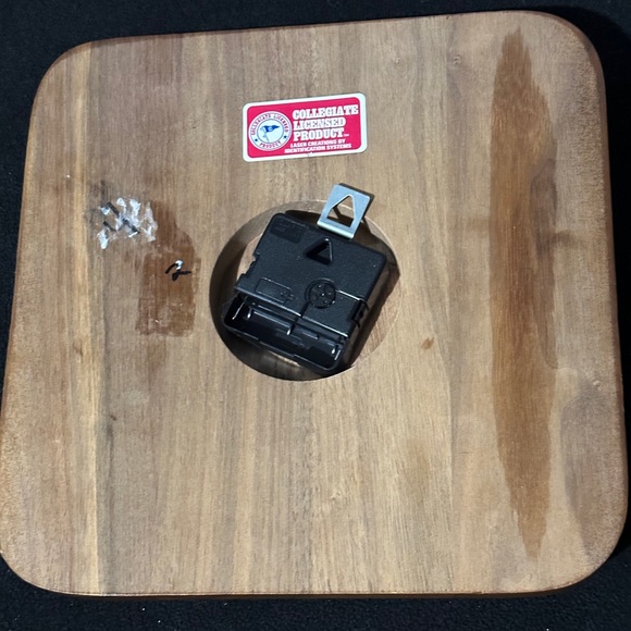 Purdue University Vintage Laser Etched Wood Clock. Collegiate Licensed item. - Picture 2 of 2